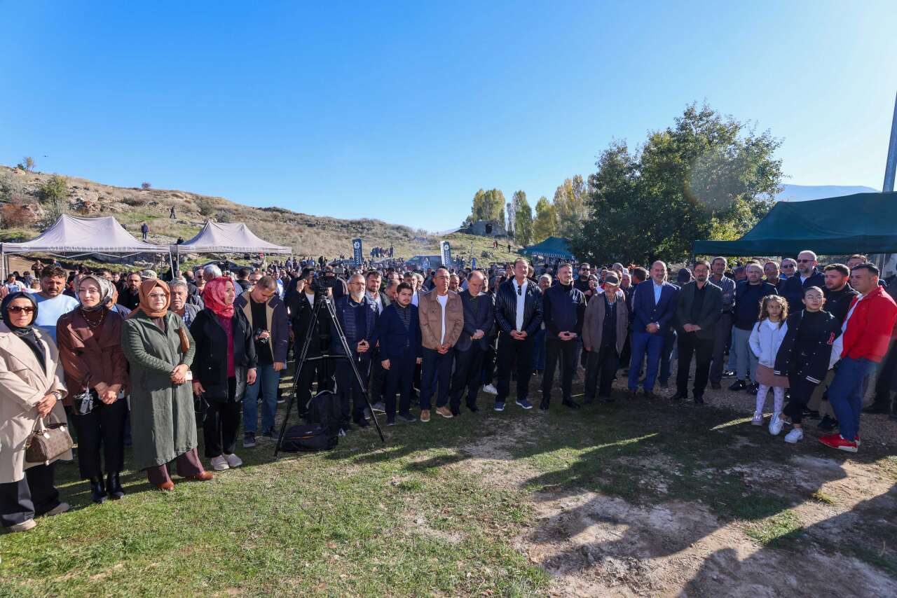Konya’nın mağaralarında aylarca bekledi! Asırlık lezzet için uzun kuyruklar oluştu 12